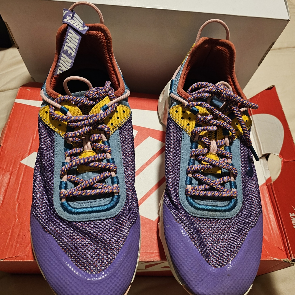 Nike Purple and Blue Athletic Shoes